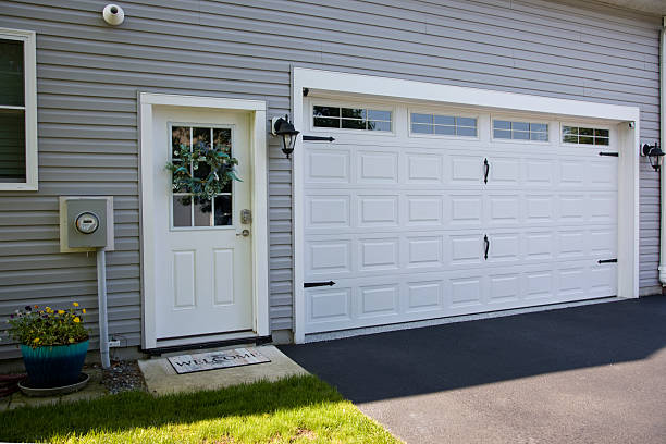 24/7 Emergency Garage Door Panel Replacement experts in Bradford, PA